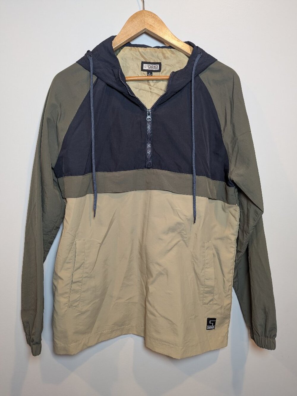 GARAGE MEN'S SIZE S QUARTER ZIP COLORBLOCK WINDBREAKER JACKET